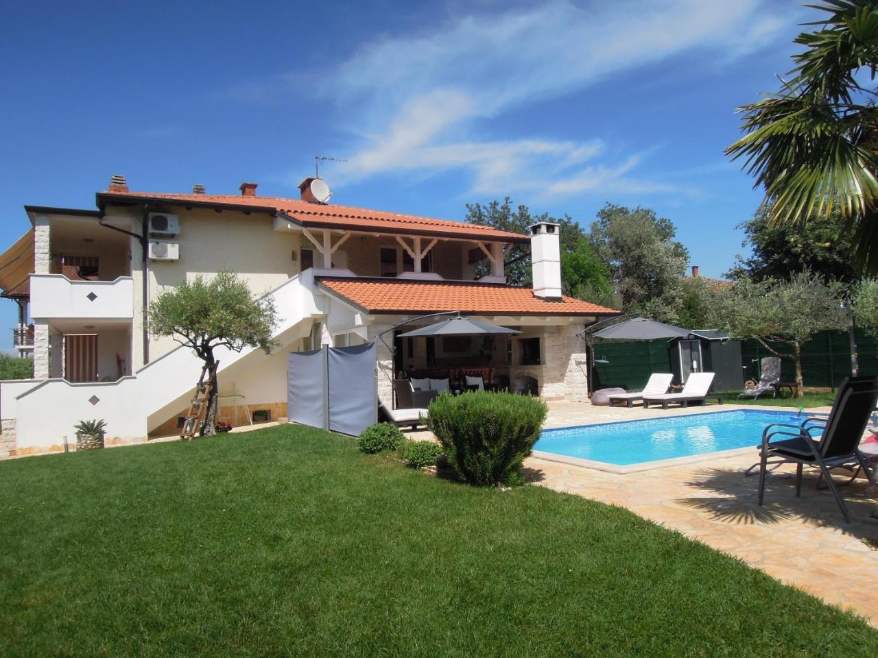 Holiday Home Villa Ivan Umag Exterior foto
